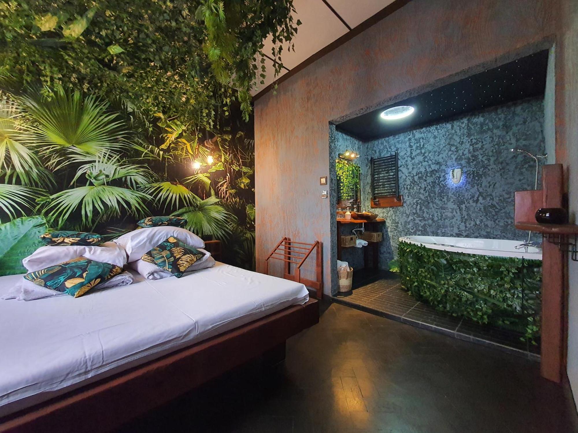 Tropicana Jacuzzi Apartment 克拉科夫 外观 照片